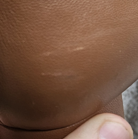 Tory Burch nude heels - Picture 6 of 8